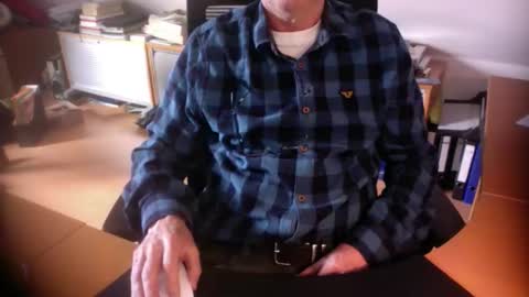 Amor2200 online show from 12, 3, 2026