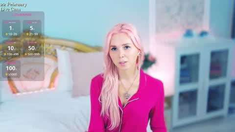  Im the first transgender post-op model on haturbate. I have a new sweet pussy... online show from 22, 2, 2026