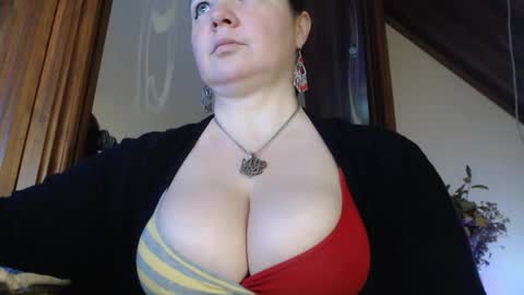 amorelara online show from 4, 2, 2025