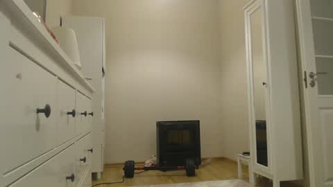 Snapshot of amoremeoww chatting on 27, 12, 2024 miss unforgettable online show from 27, 12, 2024