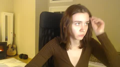 Snapshot of amoremeoww chatting on 22, 1, 2025 miss unforgettable online show from 22, 1, 2025