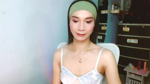 Snapshot of amorous_tina chatting on 22, 10, 2025 Tina online show from 22, 10, 2025