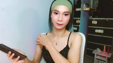 Snapshot of amorous_tina chatting on 24, 10, 2025 Tina online show from 24, 10, 2025