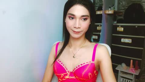 Snapshot of amorous_tina chatting on 8, 11, 2025 Tina online show from 8, 11, 2025