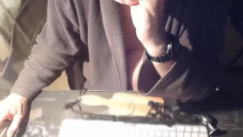 Snapshot of amslave4f chatting on 28, 9, 2025 amslave4f online show from 28, 9, 2025