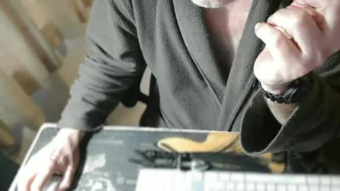 amslave4f online show from 7, 7, 2026