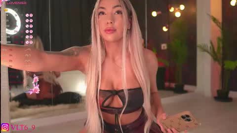 Snapshot of amunajaxson chatting on 25, 9, 2025    -------------   online show from 25, 9, 2025