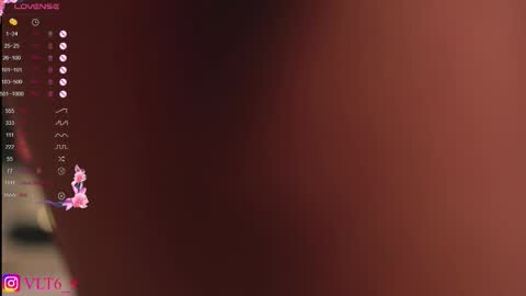 Snapshot of amunajaxson chatting on 11, 10, 2025    -------------   online show from 11, 10, 2025