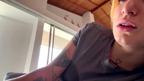 Snapshot of amy_coquette chatting on 1, 2, 2025 CARO GOMEZ online show from 1, 2, 2025