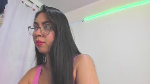 Amy  online show from 17, 10, 2025