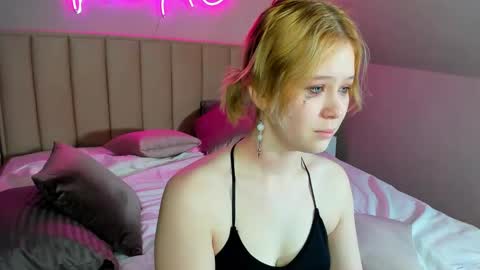 Snapshot of amy_kimberlly chatting on 20, 1, 2025 Amy online show from 20, 1, 2025