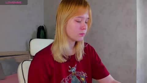 Amy online show from 25, 11, 2025