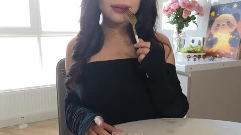 Snapshot of amyalwayshere chatting on 22, 10, 2025 girl next door named Amy online show from 22, 10, 2025