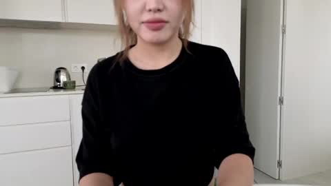 girl next door named Amy online show from 2, 5, 2026