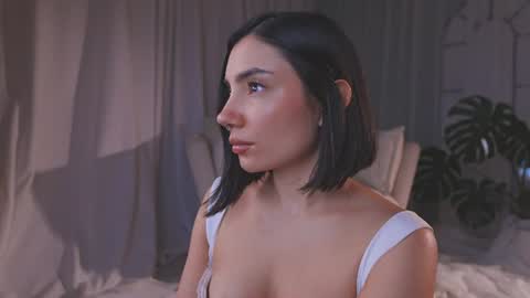 Amy Armstrong online show from 6, 7, 2026