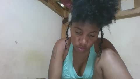 Snapshot of amyatche chatting on 19, 5, 2026 Amyatche online show from 19, 5, 2026