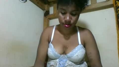 Snapshot of amyatche chatting on 27, 5, 2026 Amyatche online show from 27, 5, 2026