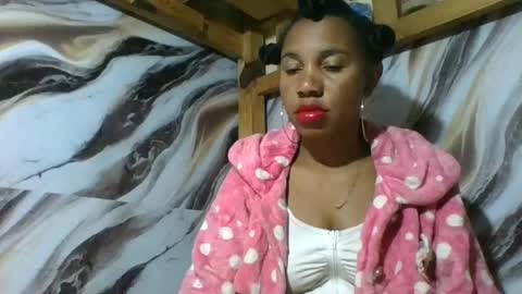 Snapshot of amyatche chatting on 22, 6, 2026 Amyatche online show from 22, 6, 2026