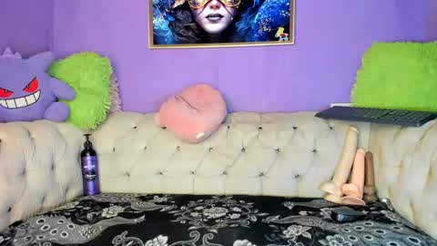 Amy Kamila online show from 14, 1, 2026