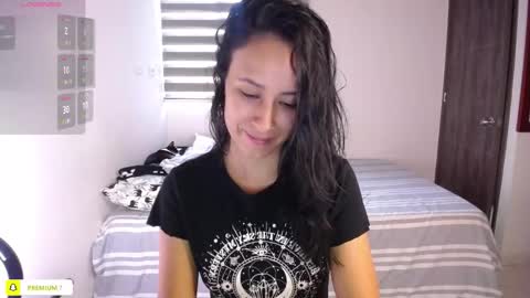 Jenn  online show from 18, 12, 2025