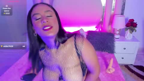 Snapshot of amymasson chatting on 11, 12, 2024 Amy online show from 11, 12, 2024