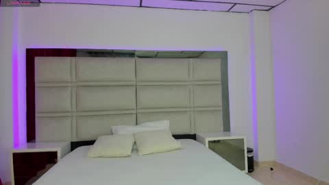 Amy online show from 26, 4, 2026