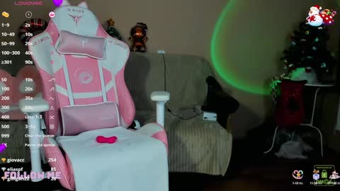 Snapshot of amyrose69 chatting on 25, 12, 2024 Amy Rose online show from 25, 12, 2024