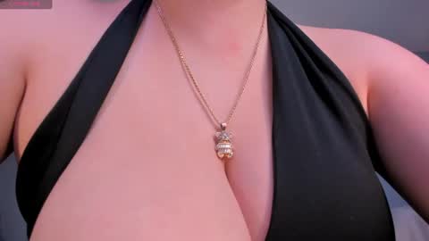AMY R  online show from 30, 7, 2026