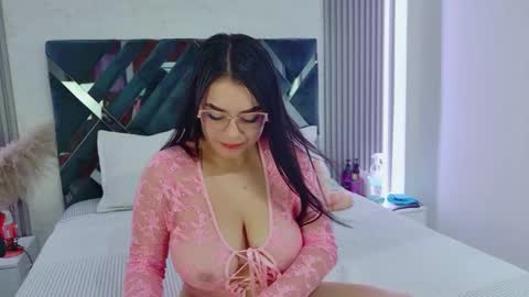 Snapshot of amytorres_ chatting on 21, 5, 2026 amytorres_ online show from 21, 5, 2026