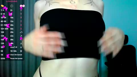 Snapshot of amyvilvet chatting on 12, 3, 2026 amyvilvet online show from 12, 3, 2026