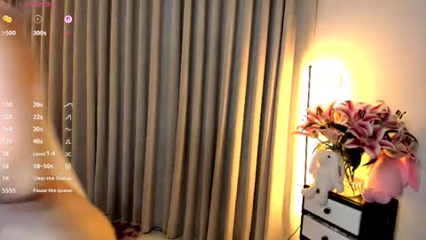 Snapshot of amyvilvet chatting on 10, 4, 2026 amyvilvet online show from 10, 4, 2026