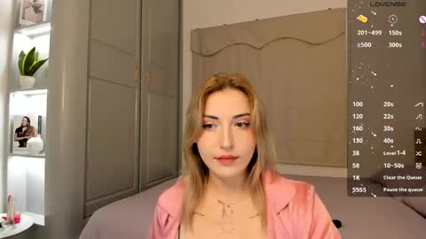Snapshot of amyvilvet chatting on 12, 5, 2026 amyvilvet online show from 12, 5, 2026