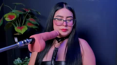 amywhitte_ online show from 10, 8, 2026