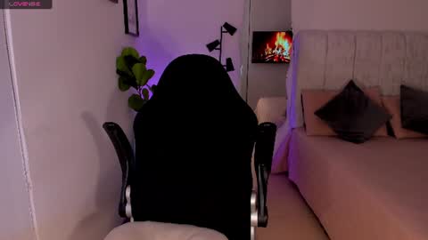    online show from 19, 6, 2026