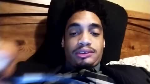 Snapshot of an377432 chatting on 4, 3, 2025 an377432 online show from 4, 3, 2025