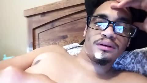 Snapshot of an377432 chatting on 5, 3, 2025 an377432 online show from 5, 3, 2025