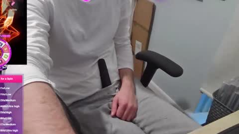 A online show from 17, 12, 2025