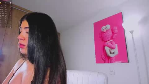 Snapshot of ana__f chatting on 15, 9, 2025 Ana online show from 15, 9, 2025