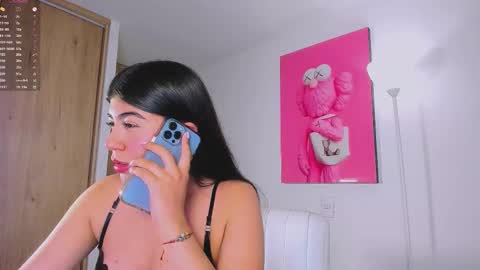 Snapshot of ana__f chatting on 6, 10, 2025 Ana online show from 6, 10, 2025