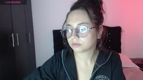 ana_arms_ online show from 31, 3, 2026