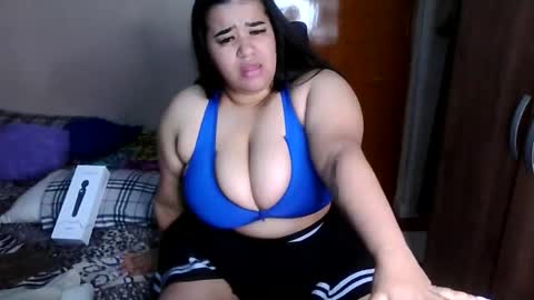 Snapshot of ana_cute_bigboobs chatting on 17, 3, 2026 ana_cute_bigboobs online show from 17, 3, 2026