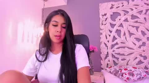 Ana Gonzalez online show from 9, 7, 2026