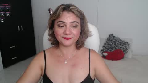  Ana  online show from 3, 2, 2025