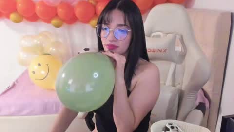 Im anna but you can call me as you want online show from 24, 2, 2025