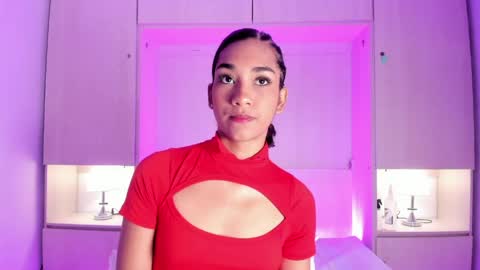 anaacollins_ online show from 15, 5, 2026