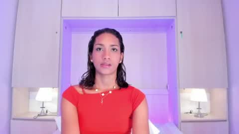 anaacollins_ online show from 1, 7, 2026