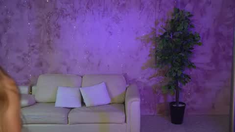 Snapshot of anabel054 chatting on 31, 7, 2026 Anabel Kira Zlata Kira Elice Lana Dominika Sofy Kaila Bridget online show from 31, 7, 2026