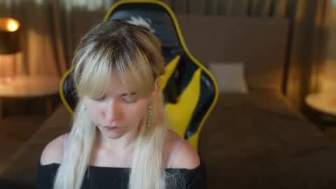 Sweet girls online show from 15, 7, 2026