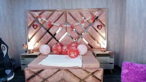 HI I AM ANABELL online show from 18, 9, 2025