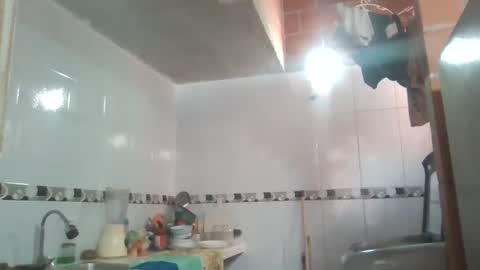 Snapshot of anabella_00 chatting on 20, 4, 2026 anabella_00 online show from 20, 4, 2026